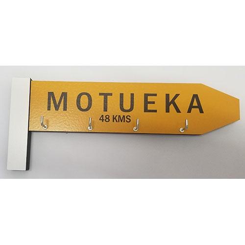 AA Motueka - Keyholder Give Me a Sign - The Red Dog Gift Shop